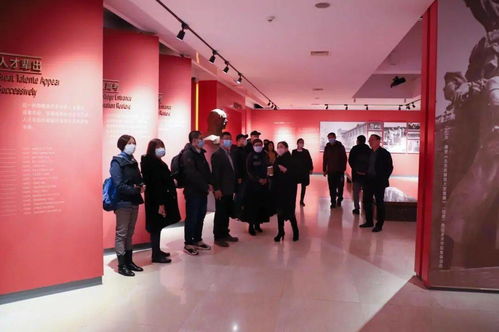 增加对外开放时间 欢迎社会各界前来参观 鲁艺在东北 精品文献展
